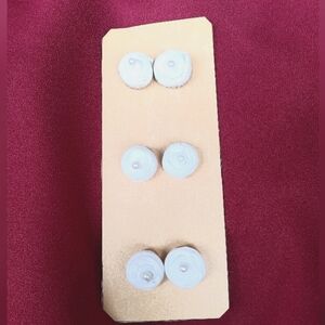 White Minimalist Hair Accessories Set